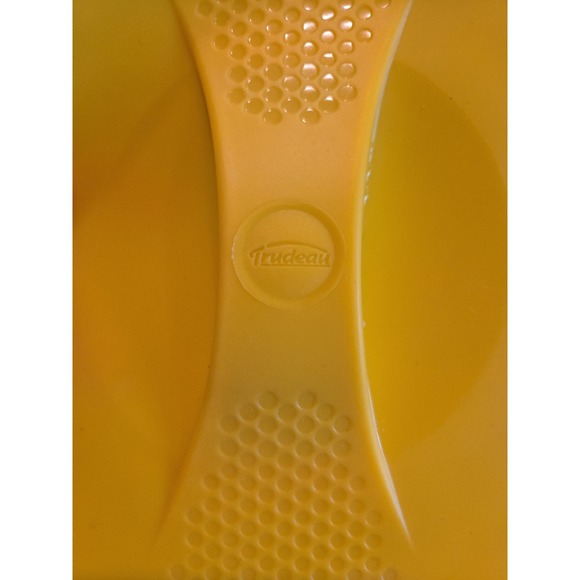 Trudeau Maison Set of 3 Silicone Lids - Picture 2 of 13